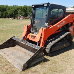 2021 Kubota SVL75-2 skid steer loader